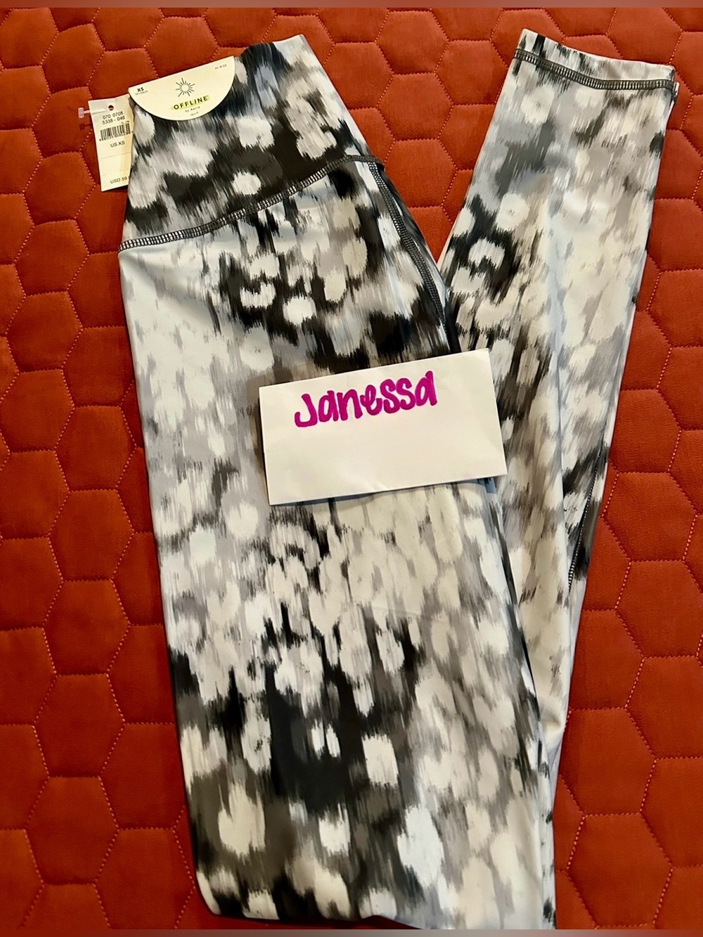 Aerie XS Offline 7/8 length leggings, NWT, American Eagle pants
